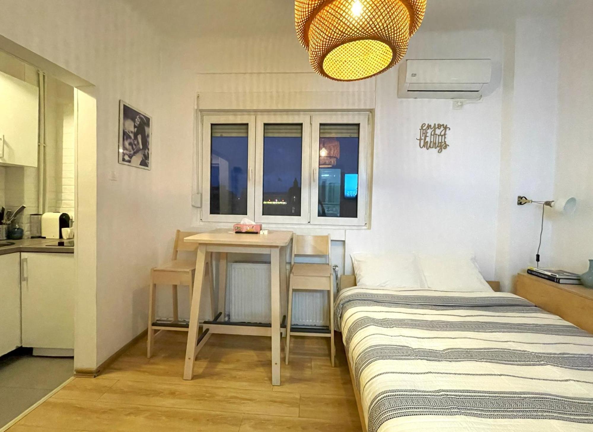 Rooftop Studio In The Heart Of Bucharest W Netflix Екстериор снимка