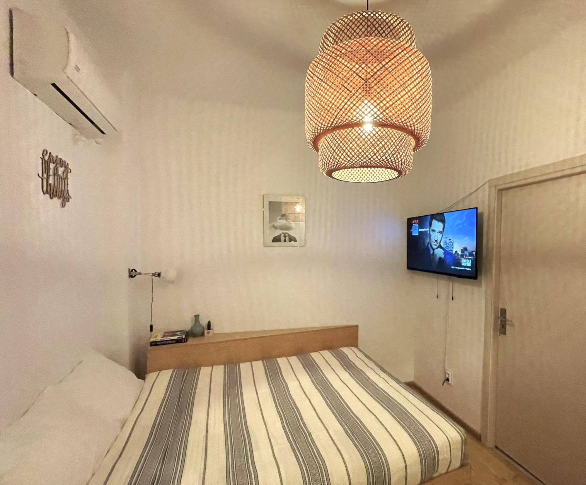 Rooftop Studio In The Heart Of Bucharest W Netflix Екстериор снимка